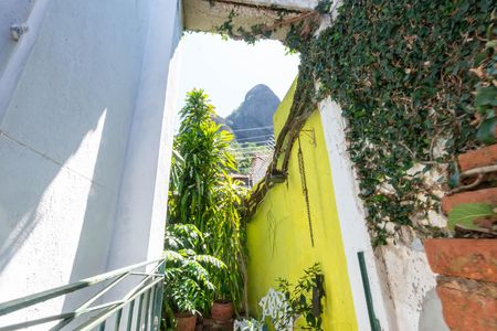 Casa de condomínio à venda com 235m², 3 quartos e 2 vagasVaranda da Sala