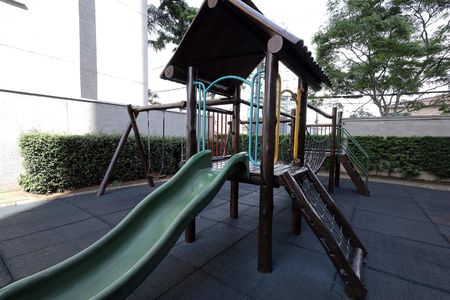 Apartamento para alugar com 50m², 2 quartos e 1 vaga Apartamento para alugar com 50m², 2 quartos e 1 vagaÁrea comum - Playground