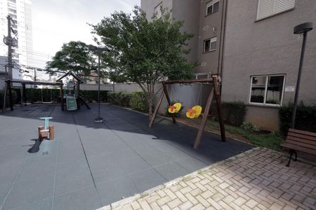 Apartamento para alugar com 50m², 2 quartos e 1 vaga Apartamento para alugar com 50m², 2 quartos e 1 vagaÁrea comum - Playground
