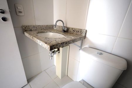 Apartamento para alugar com 50m², 2 quartos e 1 vaga Apartamento para alugar com 50m², 2 quartos e 1 vagaBanheiro