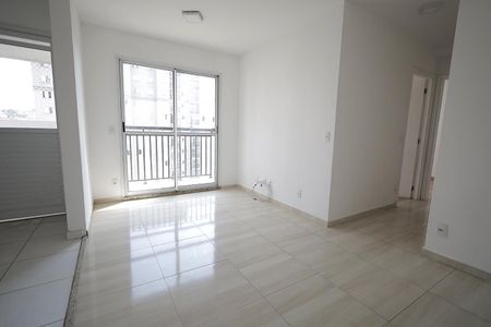 Sala de apartamento para alugar com 2 quartos, 50m² em Vila Metalúrgica, Santo André