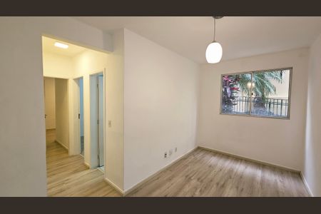 Sala de apartamento para alugar com 2 quartos, 50m² em Vila Della Piazza, Jundiaí