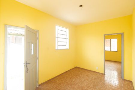 Sala de casa para alugar com 1 quarto, 40m² em Campo Grande, Rio de Janeiro