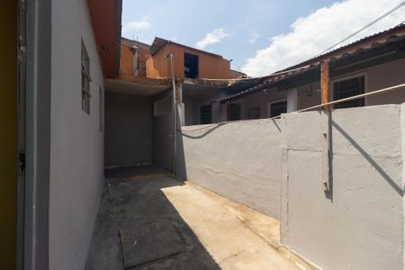 Casa para alugar com 40m², 1 quarto e sem vagaVaranda