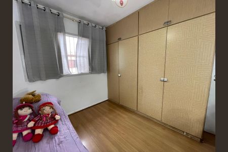 Casa à venda com 140m², 2 quartos e 2 vagas Casa à venda com 140m², 2 quartos e 2 vagasQuarto 2