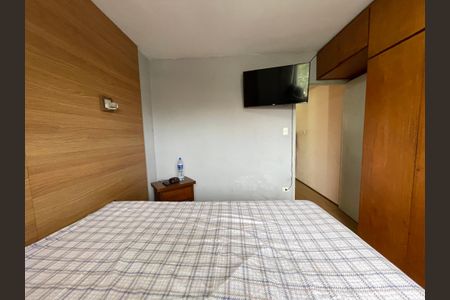 Casa à venda com 140m², 2 quartos e 2 vagas Casa à venda com 140m², 2 quartos e 2 vagasQuarto 1