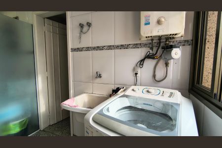 Apartamento para alugar com 282m², 3 quartos e 3 vagasCozinha e Área de Serviço