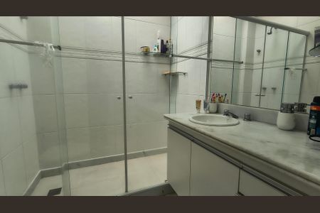 Apartamento para alugar com 282m², 3 quartos e 3 vagasBanheiro da Suíte 1
