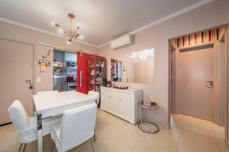 Sala de apartamento à venda com 2 quartos, 50m² em Vila Olímpia, São Paulo