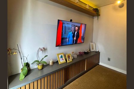 Apartamento à venda com 80m², 2 quartos e 1 vaga Apartamento à venda com 80m², 2 quartos e 1 vagaSala