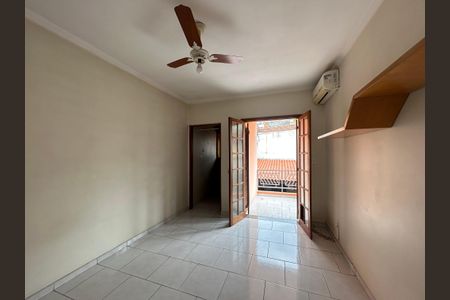 Casa para alugar com 180m², 3 quartos e 2 vagasQuarto 2