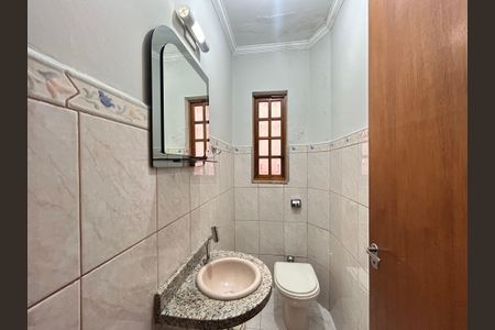 Casa para alugar com 180m², 3 quartos e 2 vagasLavabo