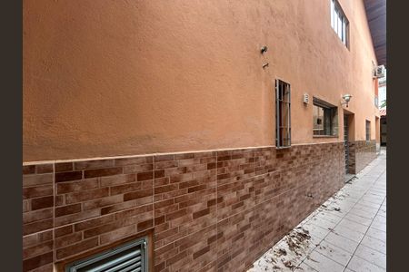 Casa para alugar com 180m², 3 quartos e 2 vagasCorredor