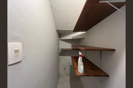 Casa para alugar com 180m², 3 quartos e 2 vagasDespensa
