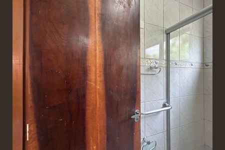 Casa para alugar com 180m², 3 quartos e 2 vagasBanheiro da Suíte