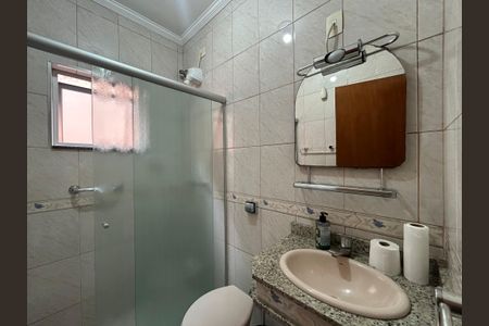 Casa para alugar com 180m², 3 quartos e 2 vagasBanheiro Social