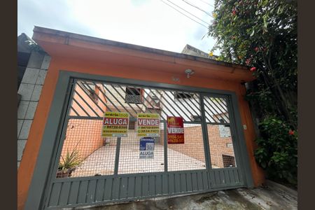 Casa para alugar com 180m², 3 quartos e 2 vagasFachada