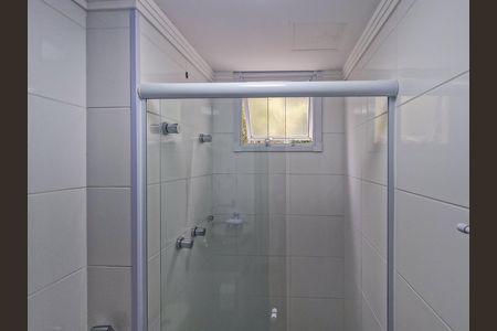 Banheiro de apartamento para alugar com 1 quarto, 42m² em Jardim Iris, São Paulo