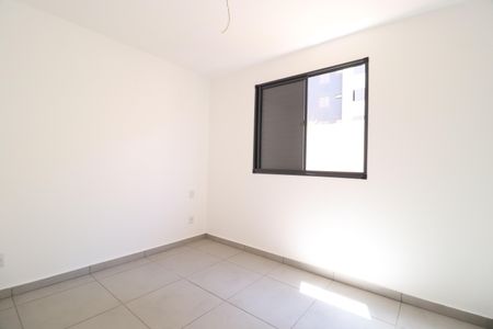 Apartamento para alugar com 85m², 2 quartos e 1 vagaSuíte