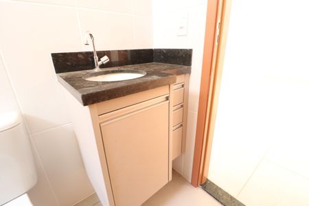 Apartamento para alugar com 85m², 2 quartos e 1 vagaBanheiro Social