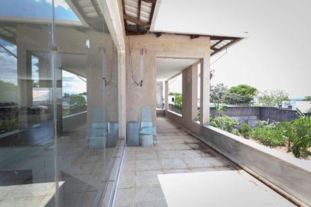 Casa à venda com 500m², 4 quartos e 2 vagasVaranda 