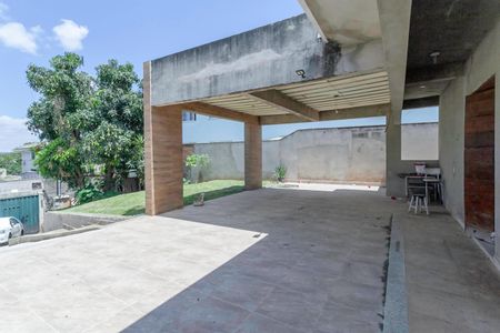 Casa à venda com 500m², 4 quartos e 2 vagasQuintal
