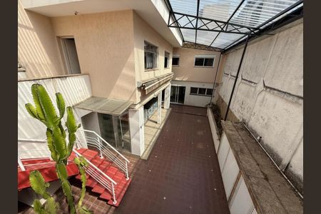 Casa à venda com 360m², 4 quartos e 5 vagasFoto 07
