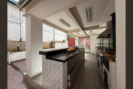 Casa à venda com 360m², 4 quartos e 5 vagasFoto 21