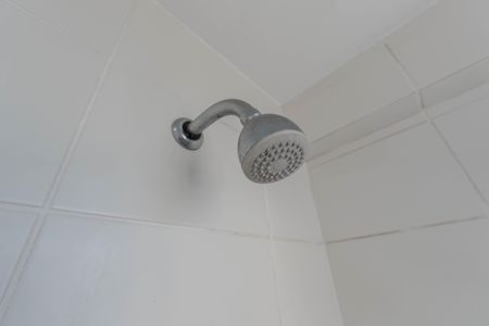 Apartamento à venda com 50m², 2 quartos e 1 vaga Apartamento à venda com 50m², 2 quartos e 1 vagaBanheiro da Suíte 1