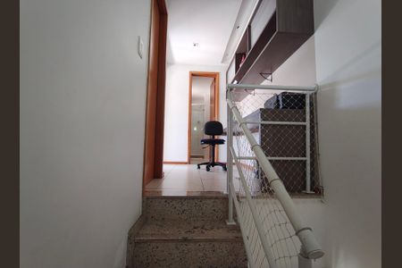 Apartamento à venda com 127m², 3 quartos e 2 vagasEscada cobertura