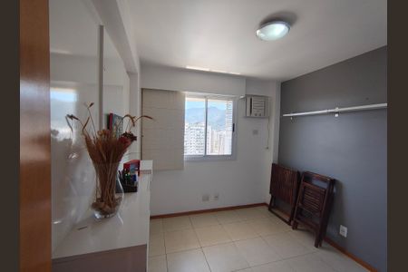 Apartamento à venda com 127m², 3 quartos e 2 vagasQuarto 1 