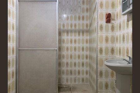 Apartamento para alugar com 75m², 2 quartos e sem vagaBanheiro