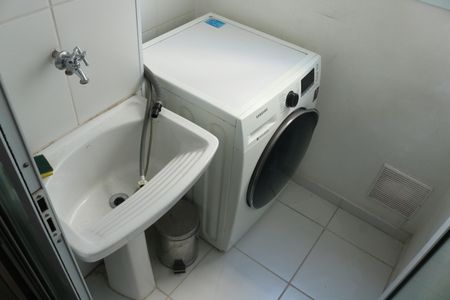 Apartamento à venda com 33m², 1 quarto e sem vagaÁrea de Serviço