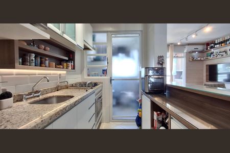 Apartamento para alugar com 74m², 2 quartos e 1 vaga Apartamento para alugar com 74m², 2 quartos e 1 vagaCozinha