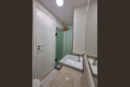 Apartamento à venda com 58m², 2 quartos e 1 vagaBanheiro da suíte