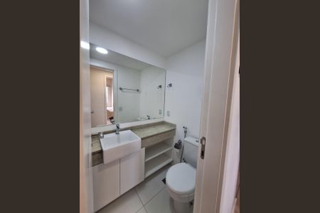 Apartamento à venda com 58m², 2 quartos e 1 vagaBanheiro da suíte