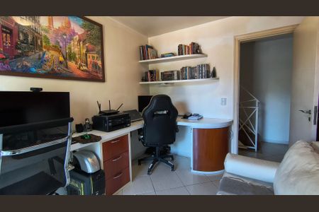 Casa de condomínio à venda com 140m², 4 quartos e 2 vagasQuarto 1