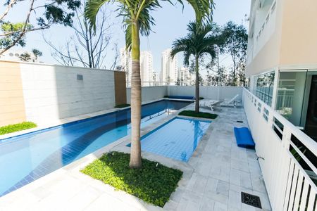 Apartamento para alugar com 67m², 2 quartos e 2 vagas Apartamento para alugar com 67m², 2 quartos e 2 vagasÁrea comum - Piscina
