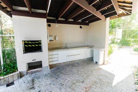 Apartamento para alugar com 67m², 2 quartos e 2 vagas Apartamento para alugar com 67m², 2 quartos e 2 vagasÁrea comum - Churrasqueira