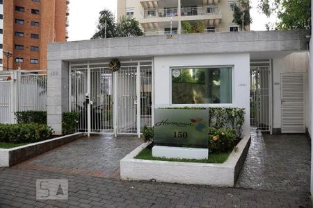 Apartamento para alugar com 67m², 2 quartos e 2 vagas Apartamento para alugar com 67m², 2 quartos e 2 vagasFachada