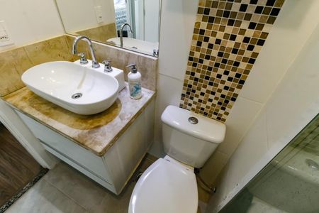 Apartamento para alugar com 67m², 2 quartos e 2 vagas Apartamento para alugar com 67m², 2 quartos e 2 vagasBanheiro Corredor