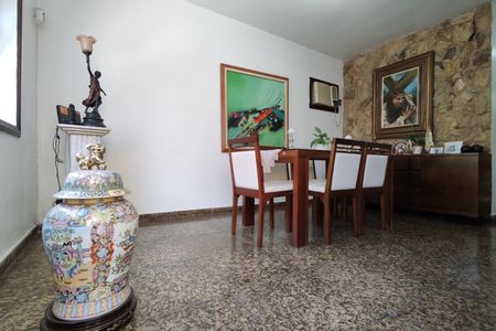 Sala de casa de condomínio à venda com 4 quartos, 235m² em Freguesia (jacarepaguá), Rio de Janeiro
