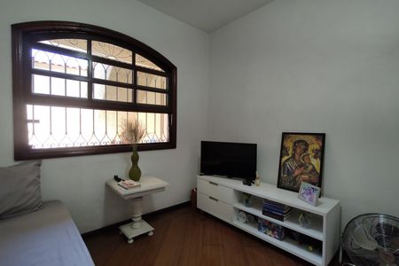 Casa de condomínio à venda com 235m², 4 quartos e 4 vagasQuarto 1