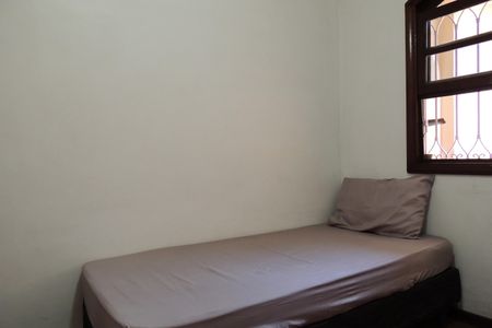 Casa de condomínio à venda com 235m², 4 quartos e 4 vagasQuarto 1