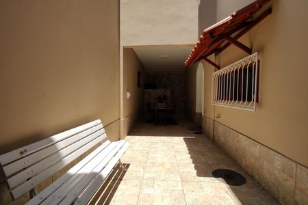 Casa de condomínio à venda com 235m², 4 quartos e 4 vagasGaragem