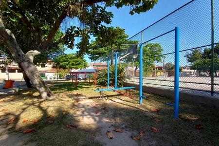 Casa de condomínio à venda com 235m², 4 quartos e 4 vagasQuadra Esportiva