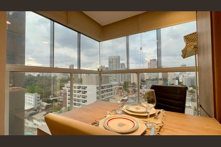 Apartamento à venda com 30m², 1 quarto e 1 vaga Apartamento à venda com 30m², 1 quarto e 1 vagaVaranda