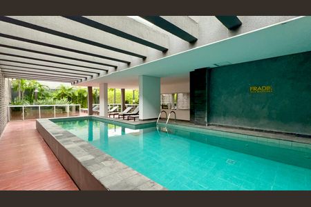 Apartamento à venda com 30m², 1 quarto e 1 vaga Apartamento à venda com 30m², 1 quarto e 1 vagaPiscina