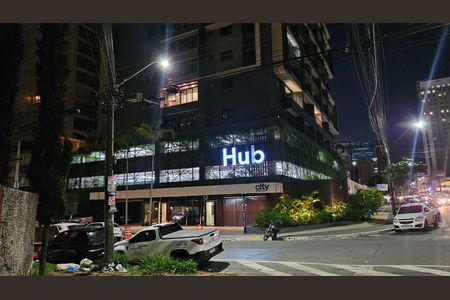 Apartamento para alugar com 72m², 2 quartos e 1 vaga Apartamento para alugar com 72m², 2 quartos e 1 vagaFachada