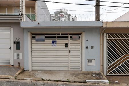 Casa à venda com 100m², 2 quartos e 1 vagaFachada + plaquinha